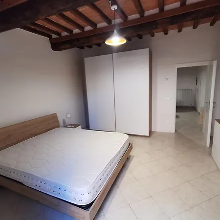 Casa Via Vallepiatta 아파트 *